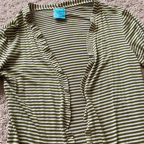 Olive cardigan - Picture 2 of 3